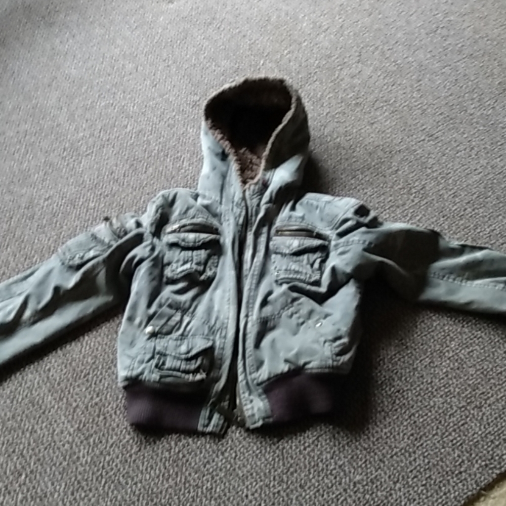 Jacket - Picture 3 of 3